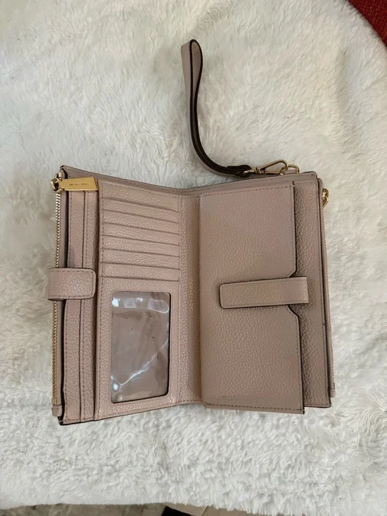 Michael Kors Blush Pink Pebbled Leather Wristlet Wallet with Gold Hardware - Picture 2 of 2